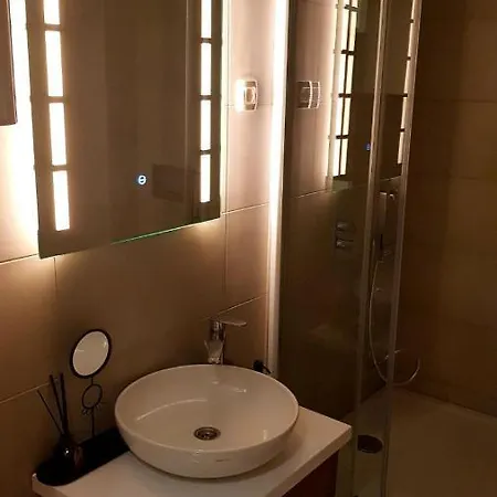 Lux S14 - Pekovic Apartment