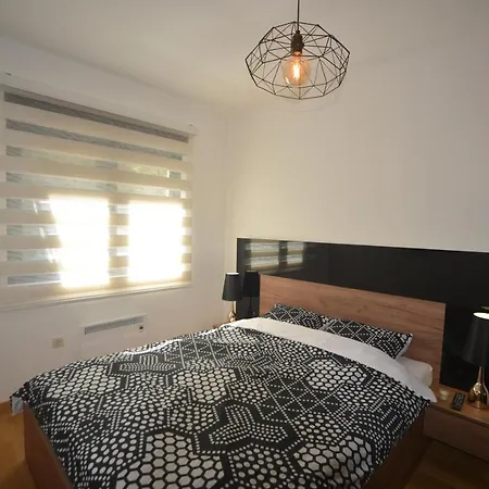 Lux S14 - Pekovic * Zlatibor