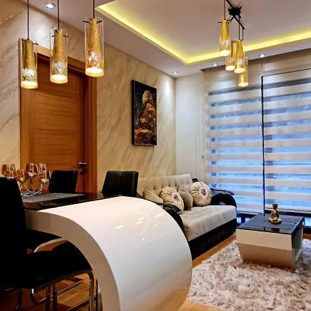 Lux S14 - Pekovic Apartment *